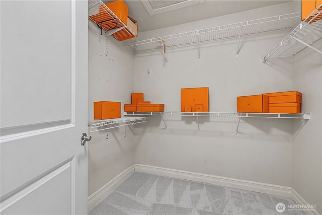 842 208th Ave NE, Sammamish, WA 98074