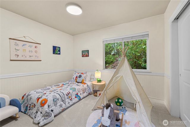 842 208th Ave NE, Sammamish, WA 98074