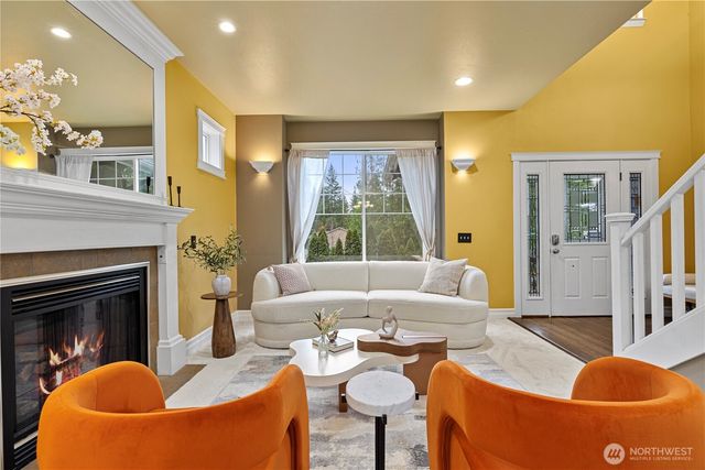 842 208th Ave NE, Sammamish, WA 98074