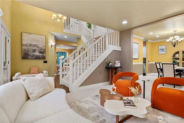 842 208th Ave NE, Sammamish, WA 98074