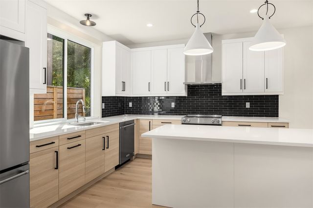 1257 NE 100th Street, Seattle, WA 98125