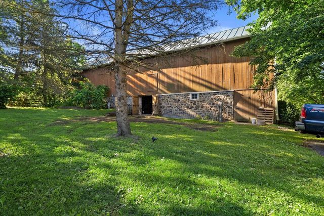 444 288th AVENUE, Burlington, WI 53105