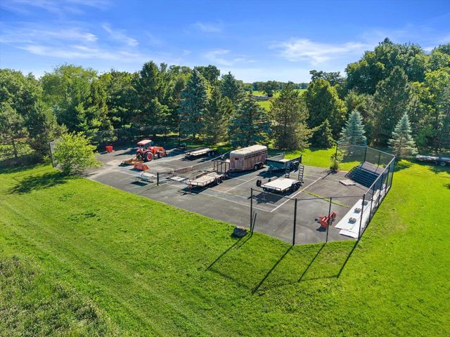 444 288th AVENUE, Burlington, WI 53105