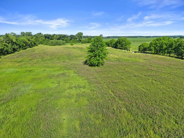 444 288th AVENUE, Burlington, WI 53105