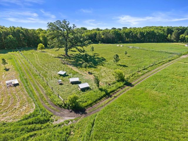 444 288th AVENUE, Burlington, WI 53105