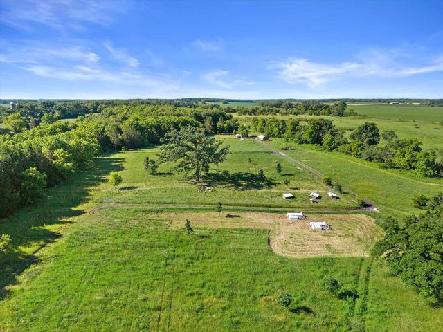 444 288th AVENUE, Burlington, WI 53105
