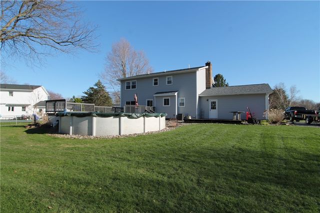 6164 Hunters Drive, Farmington, NY 14425