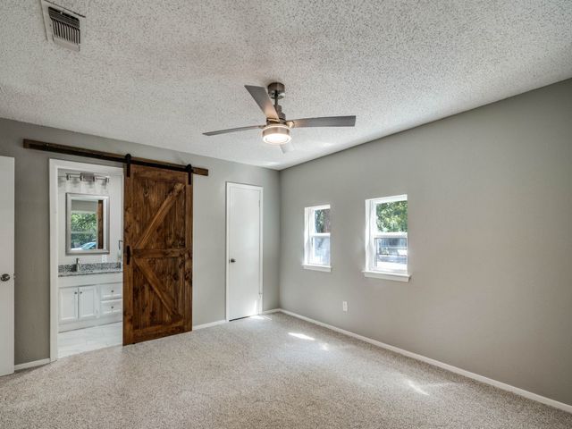 1301 Fox Hollow Court, Pelican Bay, TX 76020