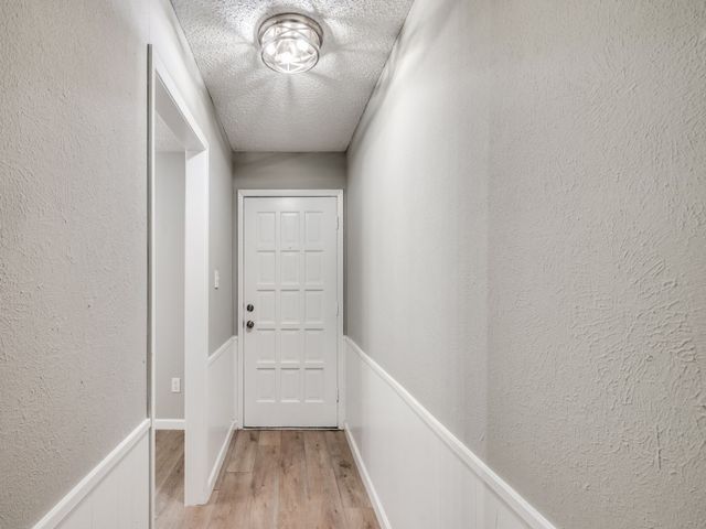 1301 Fox Hollow Court, Pelican Bay, TX 76020