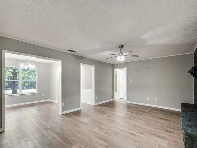 1301 Fox Hollow Court, Pelican Bay, TX 76020