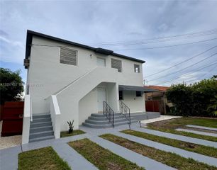 131 NW 32nd Court 133, Miami, FL 33125