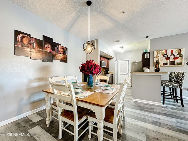 3671 KIRKPATRICK Circle 6, Jacksonville, FL 32210