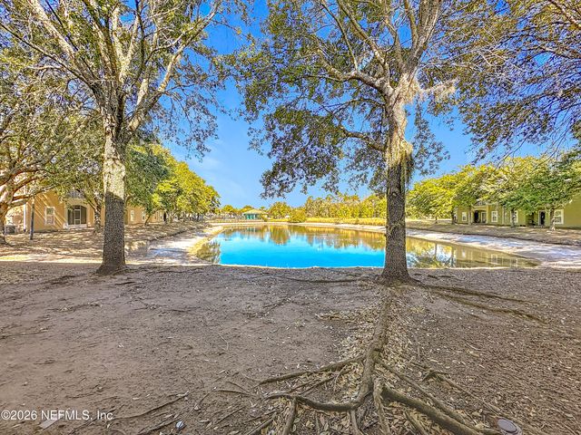 3671 KIRKPATRICK Circle 6, Jacksonville, FL 32210