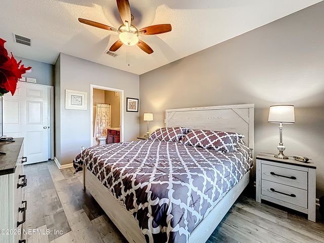 3671 KIRKPATRICK Circle 6, Jacksonville, FL 32210