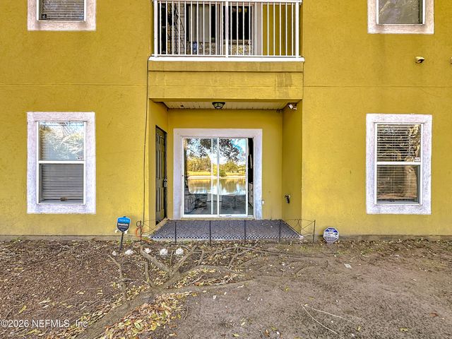 3671 KIRKPATRICK Circle 6, Jacksonville, FL 32210