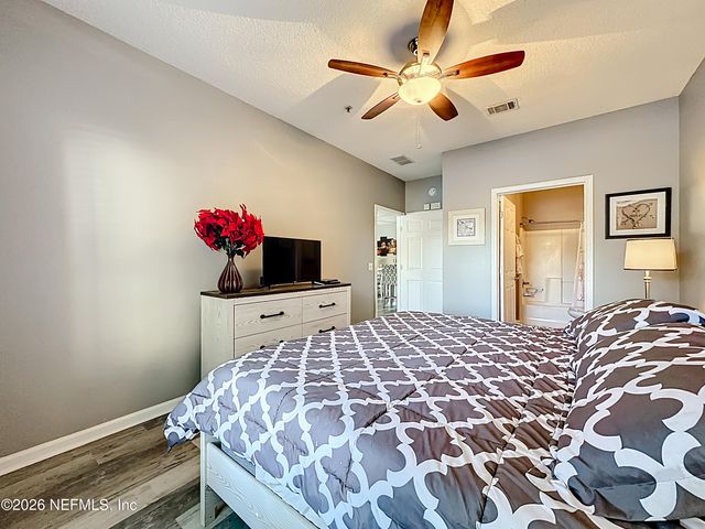 3671 KIRKPATRICK Circle 6, Jacksonville, FL 32210