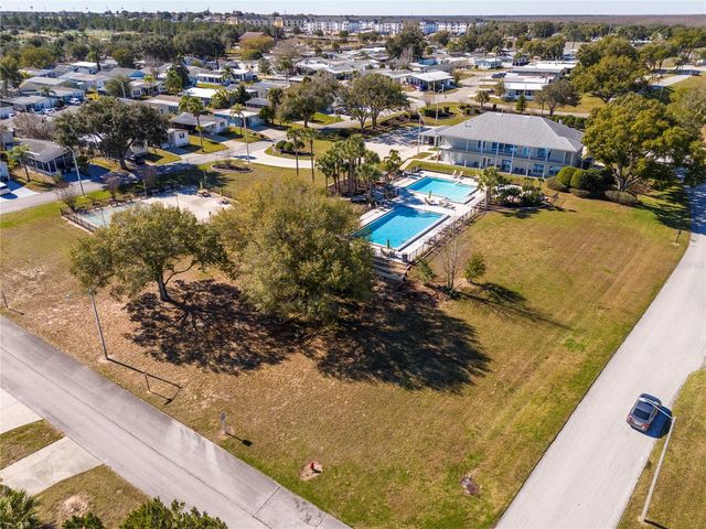 50989 HIGHWAY 27 274, Davenport, FL 33897