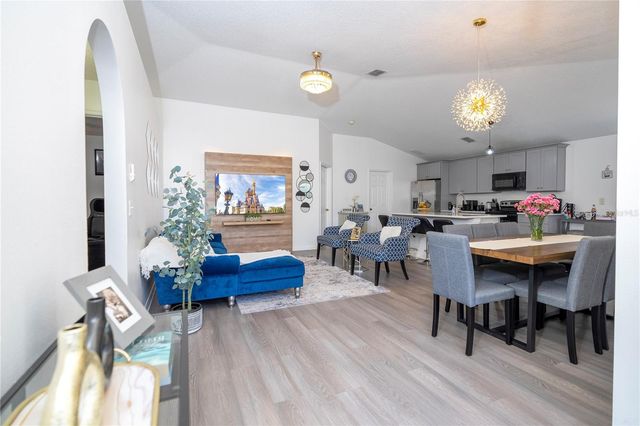 50989 HIGHWAY 27 274, Davenport, FL 33897