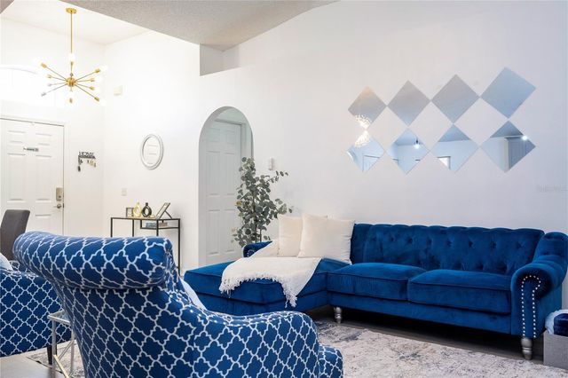 50989 HIGHWAY 27 274, Davenport, FL 33897