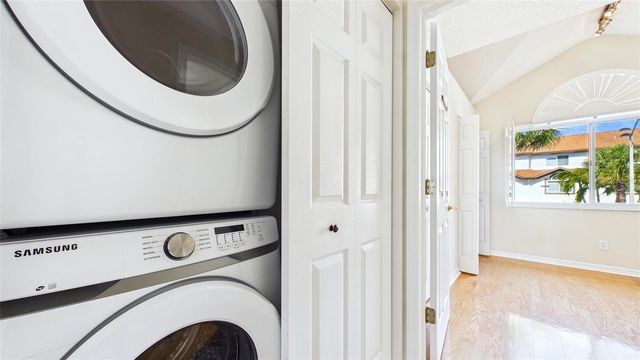 323 MADEIRA CIRCLE, St Petersburg, FL 33715