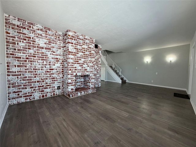 6760 SW 40th St 41, Davie, FL 33314