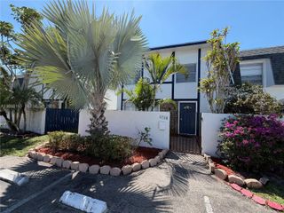 6760 SW 40th St 41, Davie, FL 33314