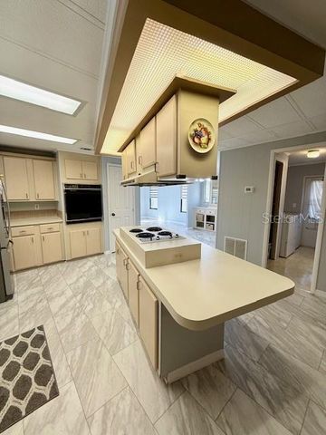 1011 ELIZABETH LANE, Lakeland, FL 33809