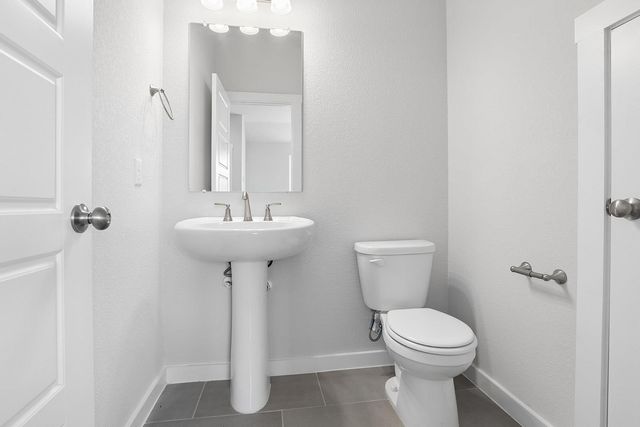 6405 Velvet Leaf LN, Buda, TX 78610
