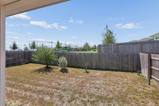 6405 Velvet Leaf LN, Buda, TX 78610