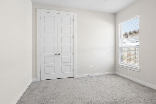 6405 Velvet Leaf LN, Buda, TX 78610