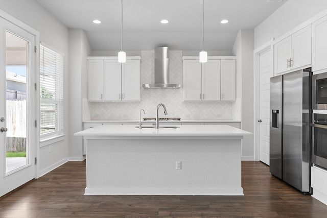 6405 Velvet Leaf LN, Buda, TX 78610