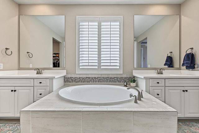 13986 W ALVARADO Drive, Goodyear, AZ 85395