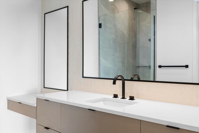 2243 S Wilson Pl, Kennewick, WA 99338