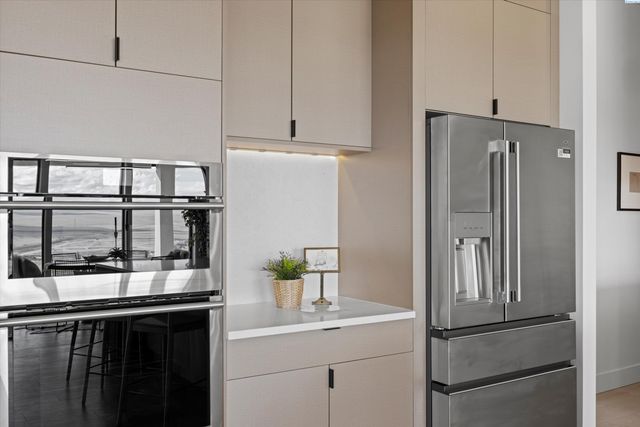 2243 S Wilson Pl, Kennewick, WA 99338