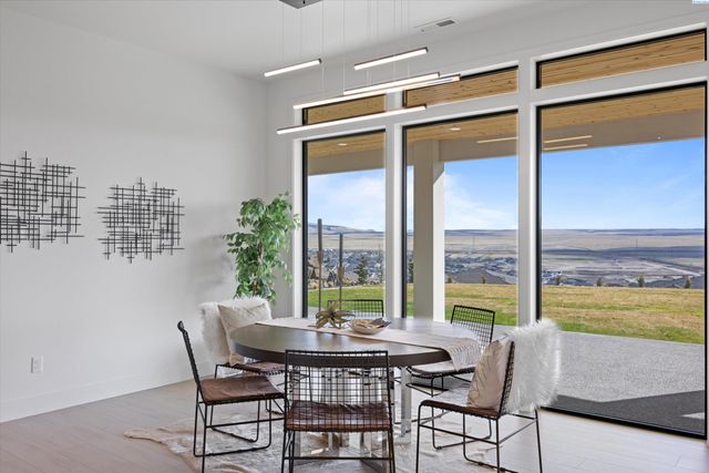 2243 S Wilson Pl, Kennewick, WA 99338