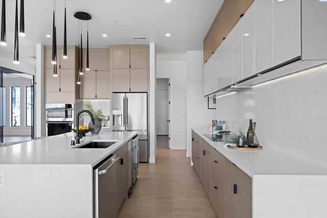 2243 S Wilson Pl, Kennewick, WA 99338