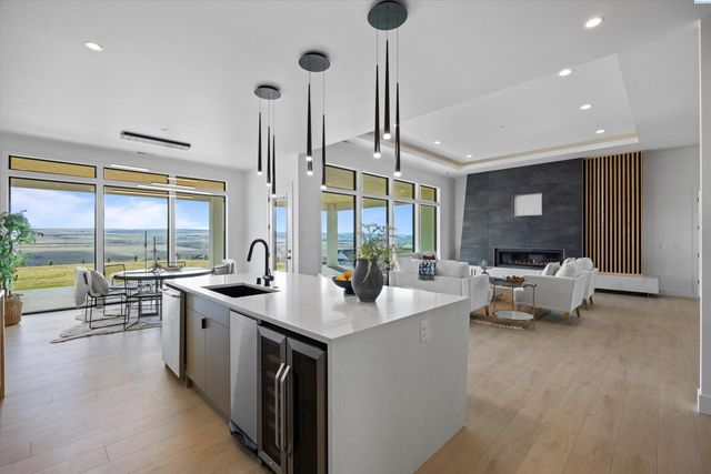 2243 S Wilson Pl, Kennewick, WA 99338