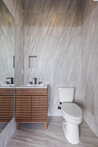 2243 S Wilson Pl, Kennewick, WA 99338