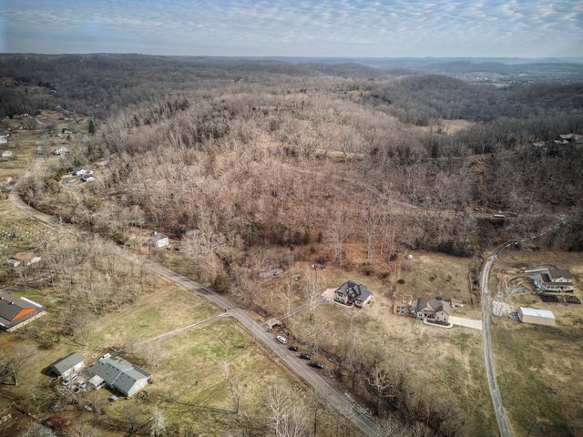 596 Lindsey Hollow Rd, Gallatin, TN 37066