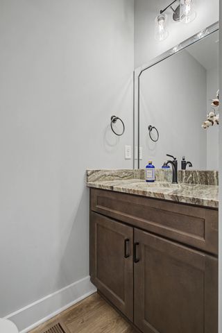 596 Lindsey Hollow Rd, Gallatin, TN 37066