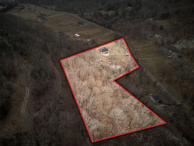 596 Lindsey Hollow Rd, Gallatin, TN 37066