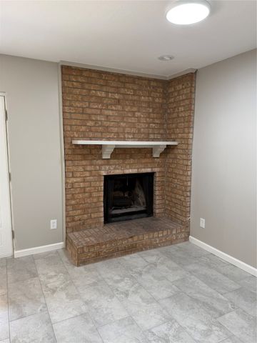 3618 Holly Tree Trail, Garland, TX 75044