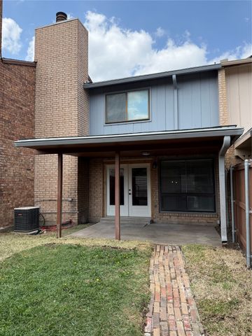 3618 Holly Tree Trail, Garland, TX 75044