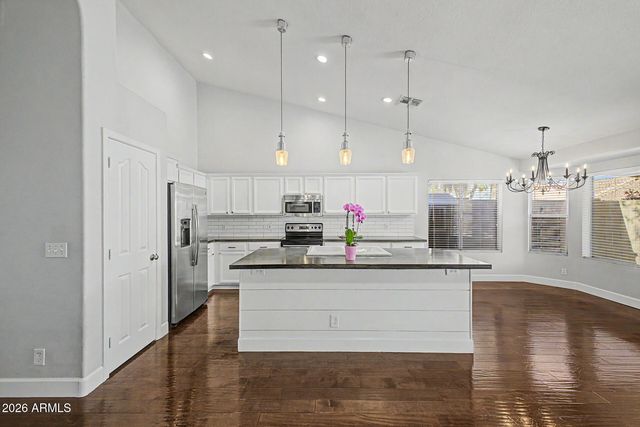2347 E RANCH Road, Gilbert, AZ 85296
