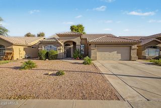 2347 E RANCH Road, Gilbert, AZ 85296