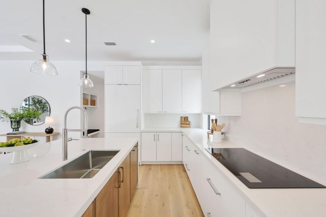 234 NE 12th Street, Delray Beach, FL 33444