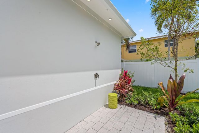 234 NE 12th Street, Delray Beach, FL 33444
