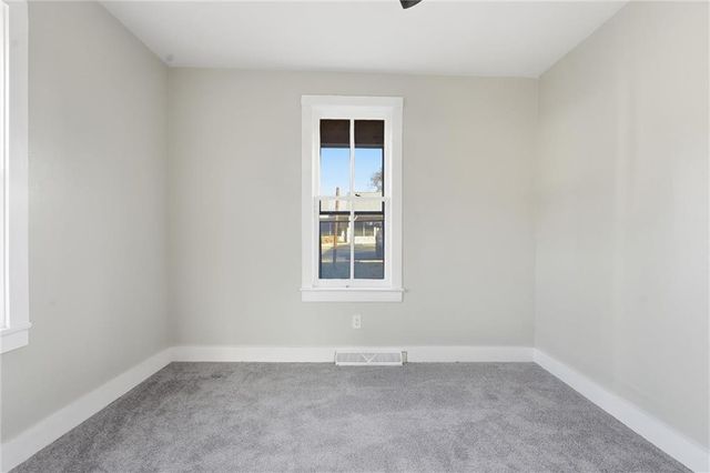 2309 10th Avenue, Leavenworth, KS 66048