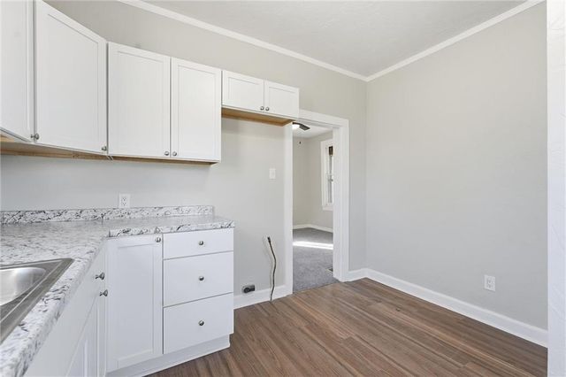 2309 10th Avenue, Leavenworth, KS 66048