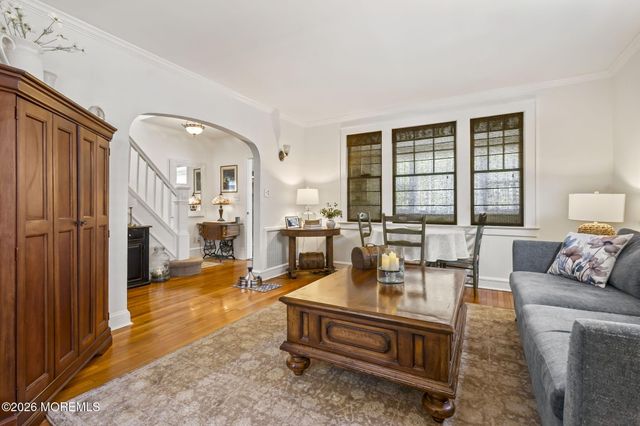 636 Ridgedale Avenue, Woodbridge, NJ 07095